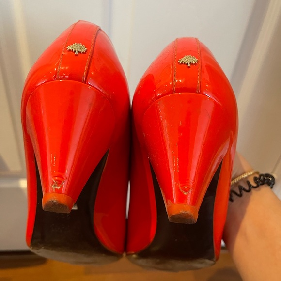 ✨SOLD✨Bright Red/Scarlett Mulberry Patent Leather Heels - Picture 8 of 8